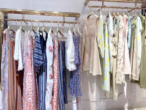 田家庵2021年春夏新款品牌折扣女裝尾貨批發(fā)供應(yīng)商 優(yōu)質(zhì)渠道助力服裝批發(fā)業(yè)務(wù)